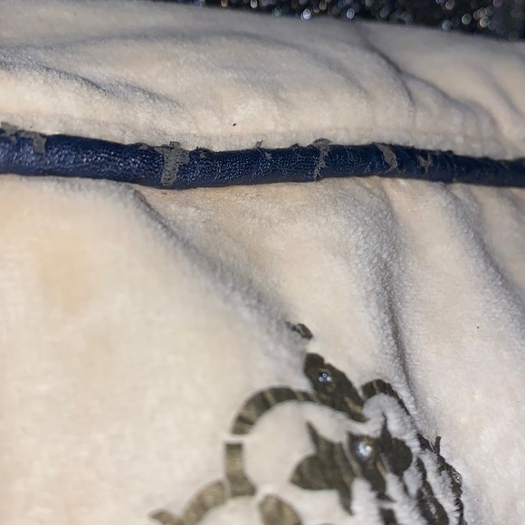 β¨ Juicy Couture Purse β¨ - Picture 9 of 11